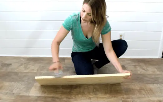 Step 1e measure mark and cut wood Step 1e measure mark and cut wood