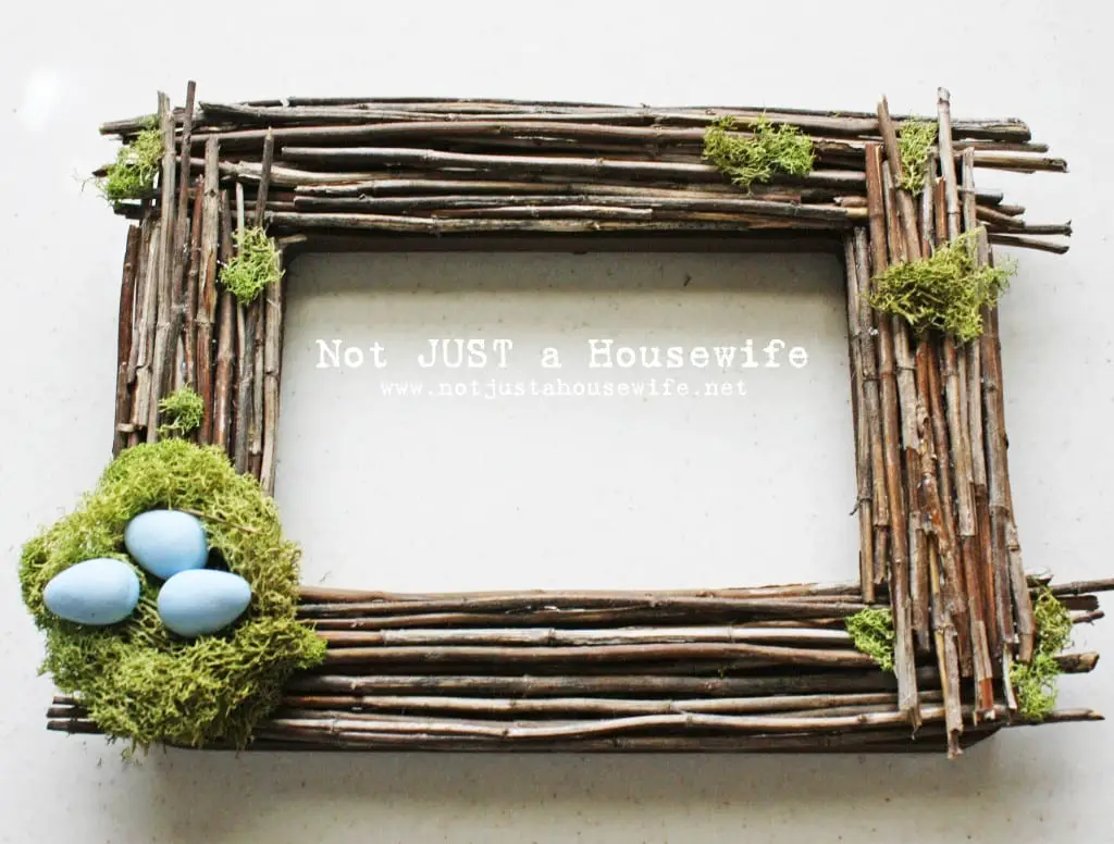 13 - Picture Perfect Twig Frame