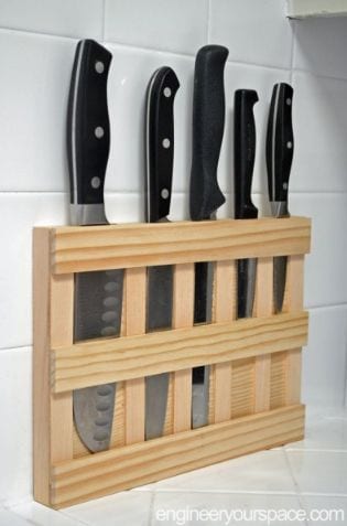 Useful wall knife stand