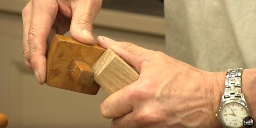 5 Use A Marking Tool With Points To Scrape The Wood To Mark The Tenon Joint