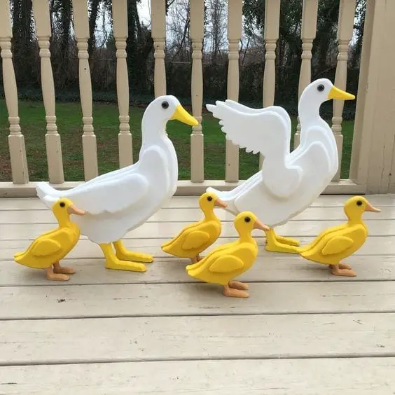 9 The Duck Family