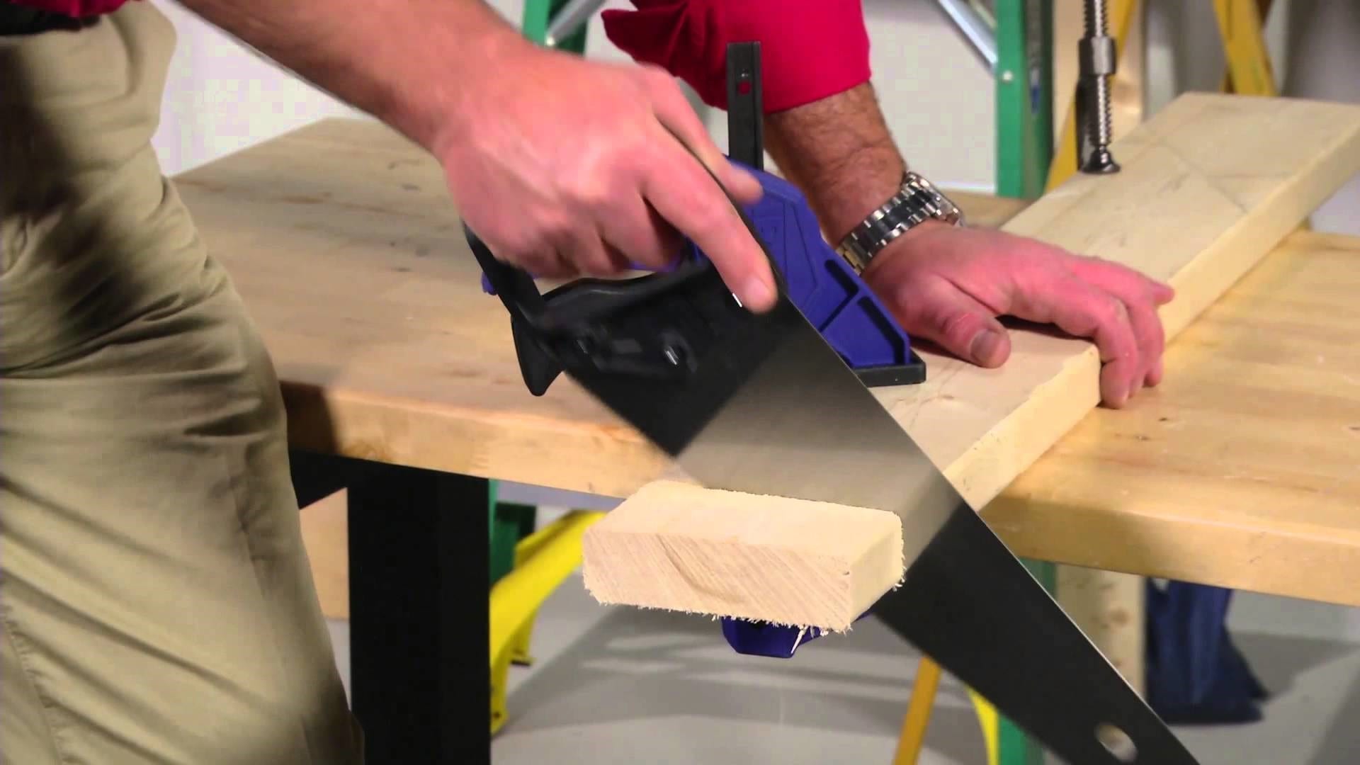 Learn How To Use A Hand Saw Correctly Cut The Wood