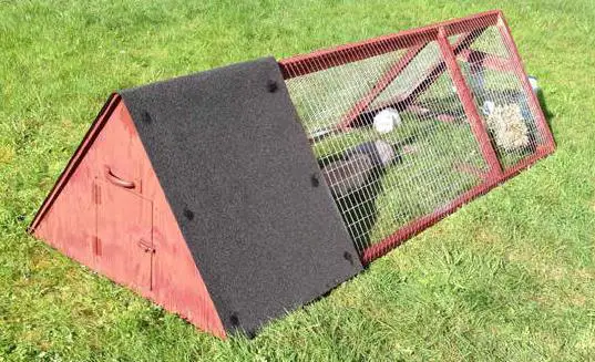 Triangular Rabbit Hutch That%E2%80%99S Easy To Move