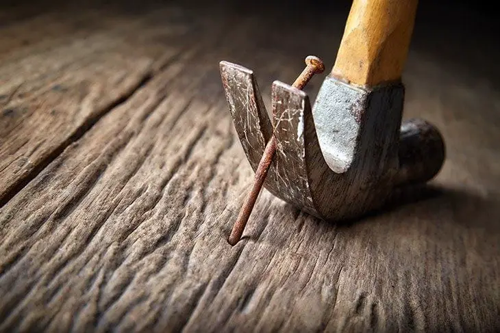How To Remove Nails From Wood 1