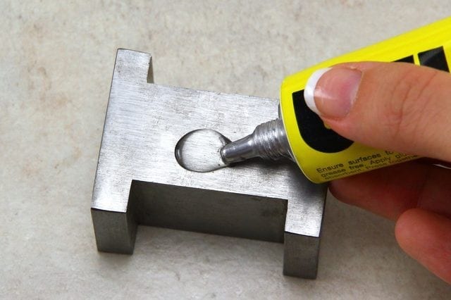 how-to-attach-wood-to-metal-cut-the-wood