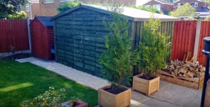 Colorful And Easy Diy Pallet Shed