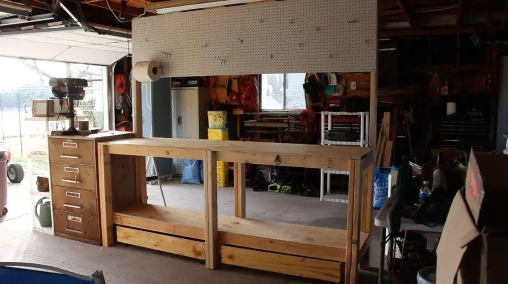 Simple 2X4 Workbench