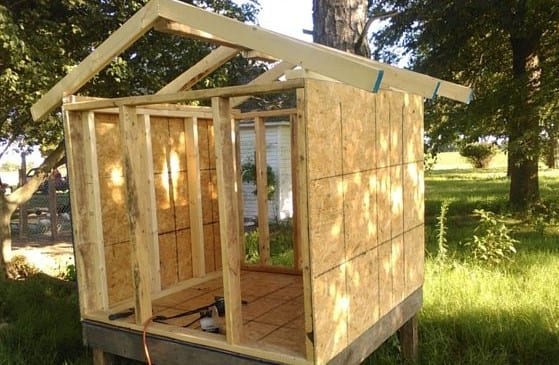 Very Cheap And Efficient Chicken Coop Design