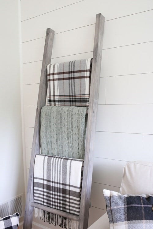 Diy Blanket Ladder