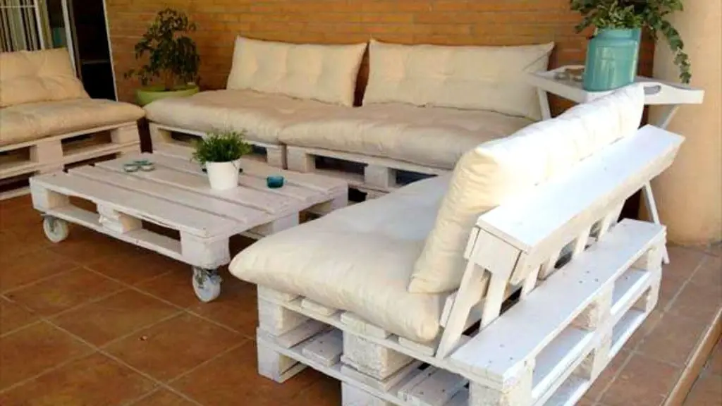 Diy Pallet Sofa