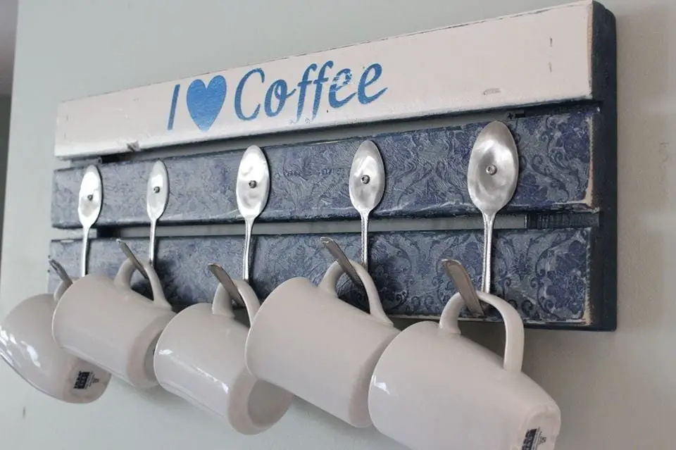 Diy Spoon Pallet Wood Rack