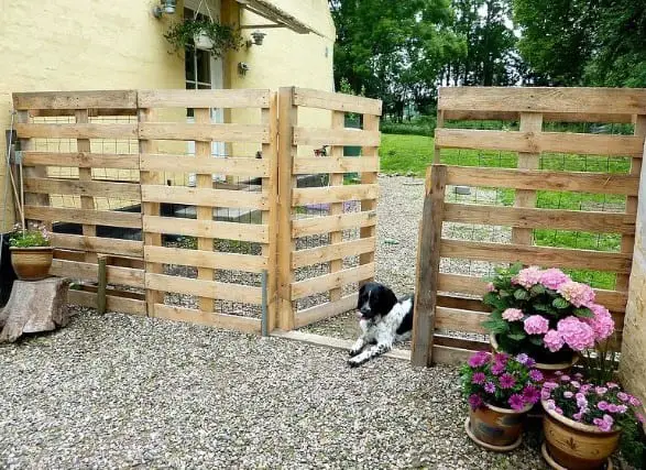 Easy To Do Pallet Fence By Home Talk