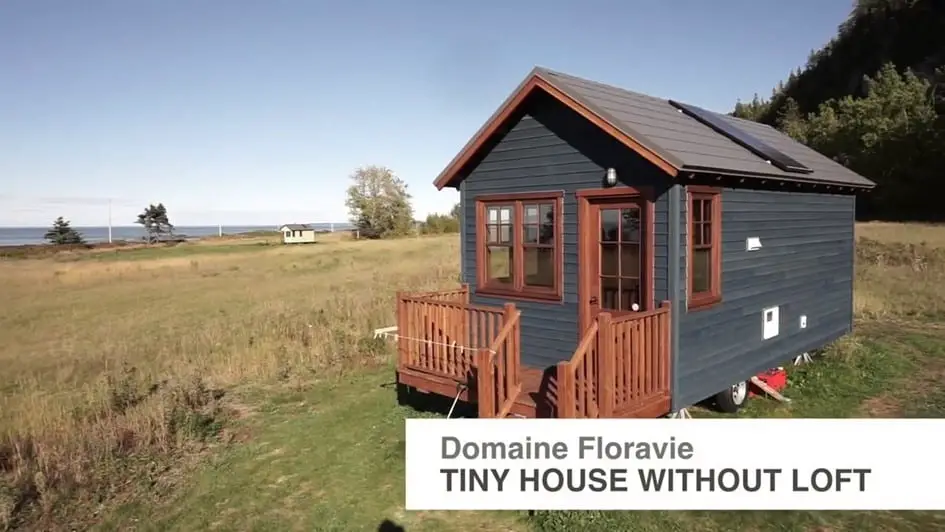 Off Grid Tiny House