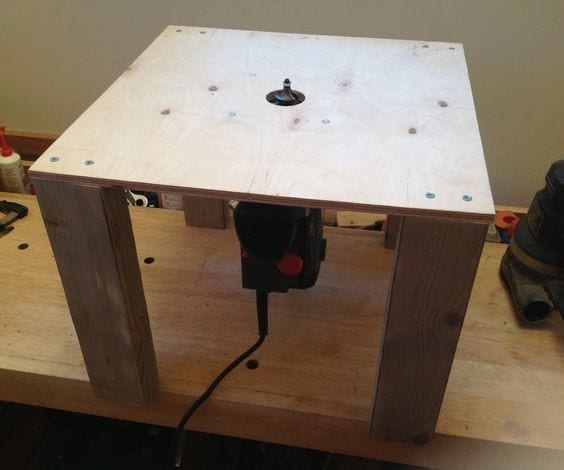 Simple Router Table 3