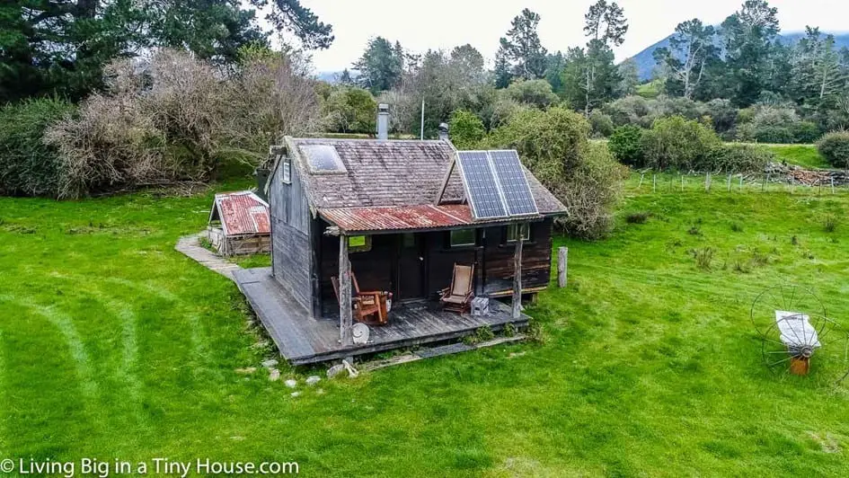 Stunning Off The Grid Cabin