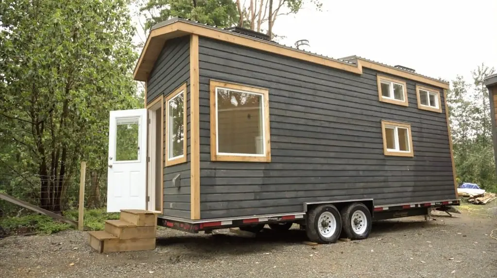 Super Modern Off Grid Tiny House