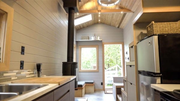 Super Modern Off Grid Tiny House 2