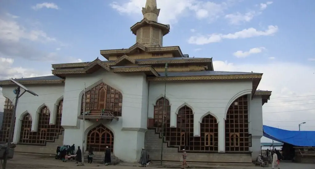 Charar E Sharif Shrine