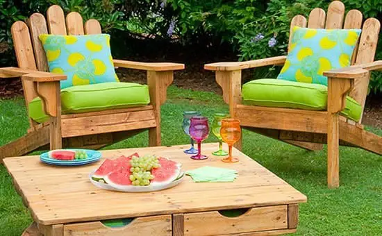Colorful Adirondack Chairs Made From Pallet Wood
