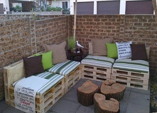 Comfortable Lounge Pallets