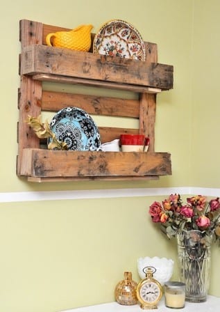 Decorative Pallet Shelf Rack
