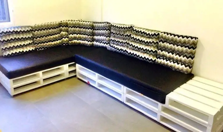 Elegant Pallet Sofa By 99 Pallet Sofas