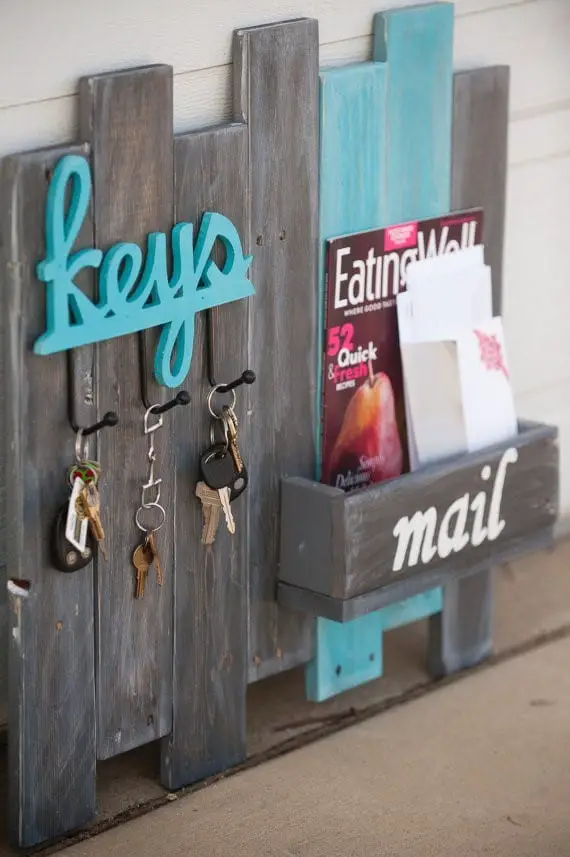 Hanging Key And Mail Organizer