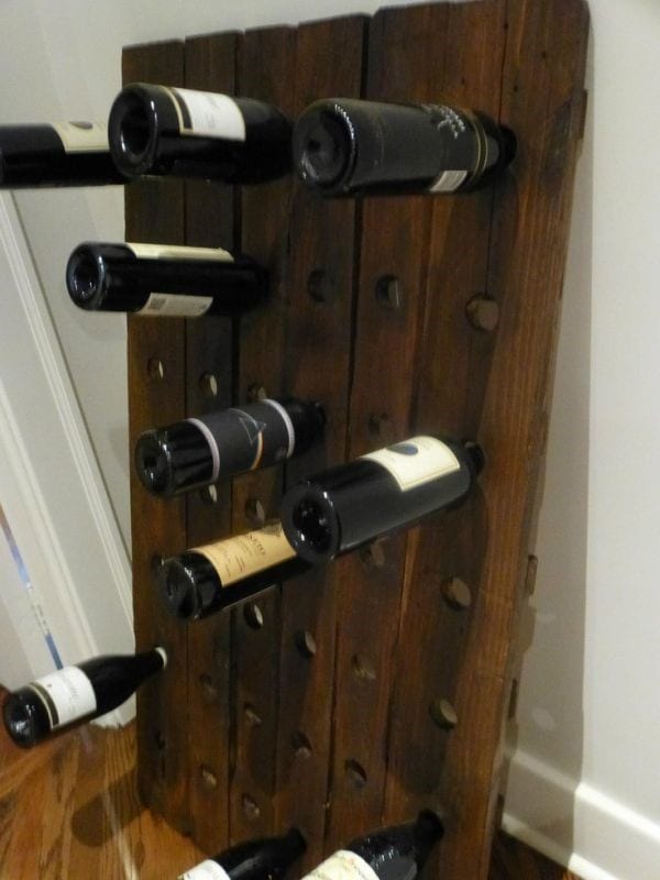 Holes In Pallet Wine Rack