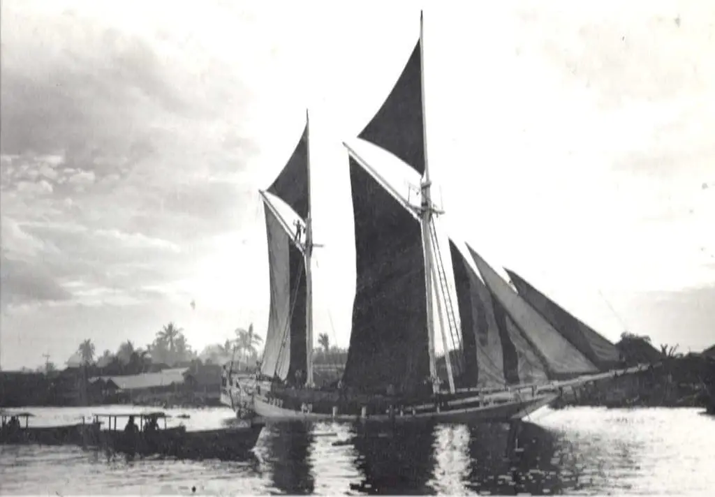 How The Art Of Indonesian Boat Building Was Born How The Art Of Indonesian Boat Building Was Born