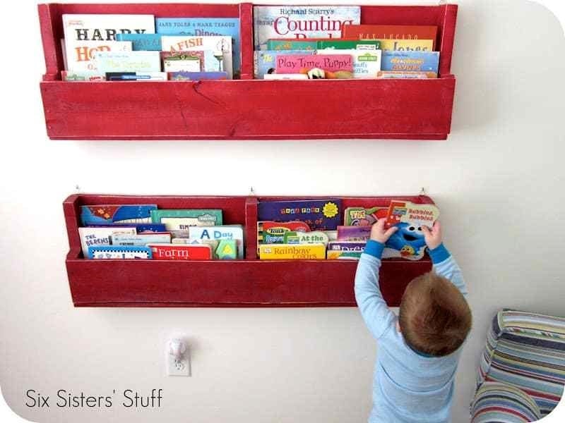 Kids Pallet Bookshelf