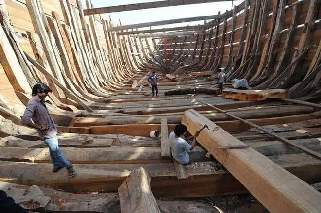 Mandvi’s Have A 400 Year Old Tradition Of Dhow Making