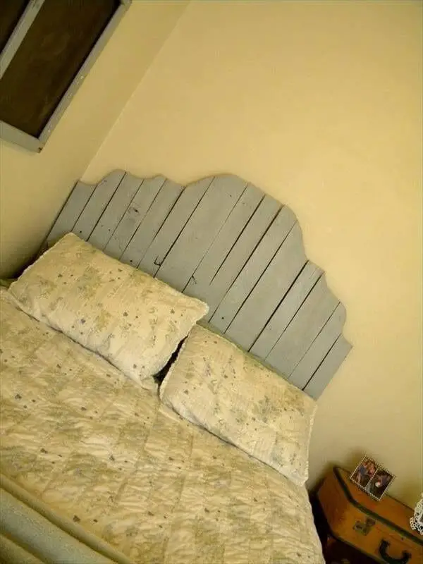 Olive Green Pallet Wood Headboard Diy Design