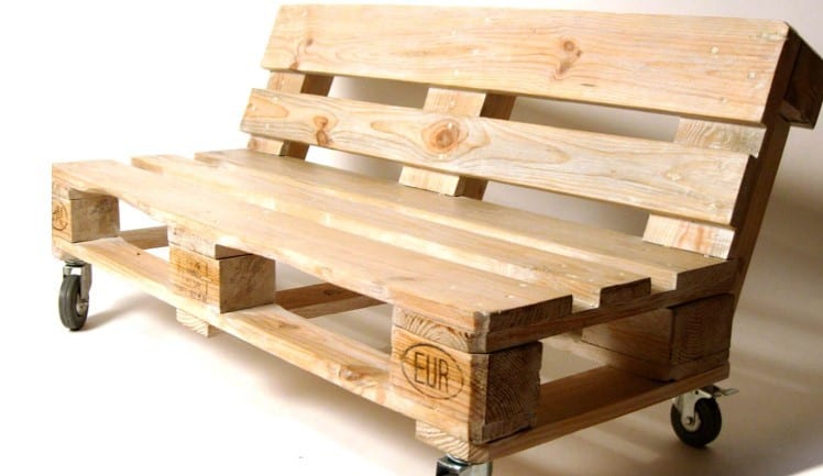 Pallet Bench With Wheels
