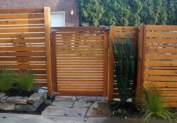 62 Pallet Fence DIY Plans & Ideas | Cut The Wood