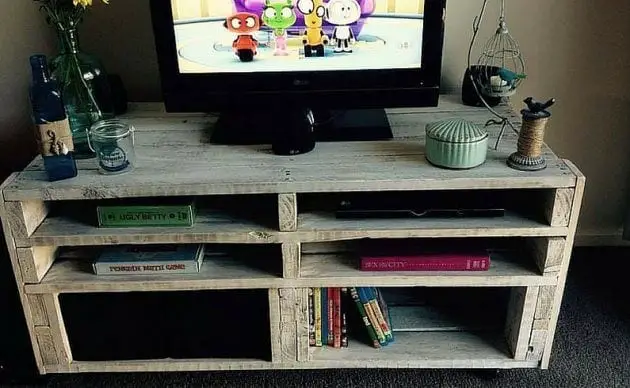 Pallet Tv Stand With Shelves