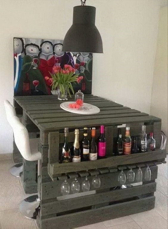 Pallet Table And Bar