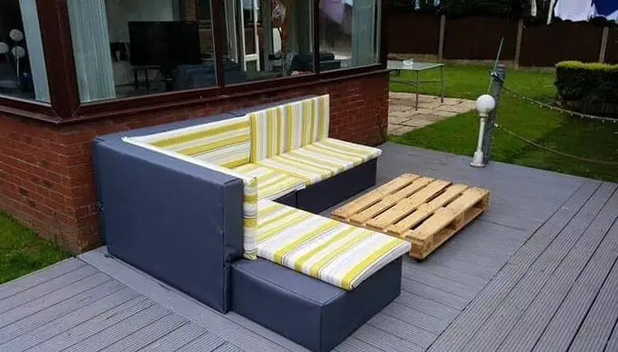 Pallet Upholstered Sofa By Easy Pallet Ideas