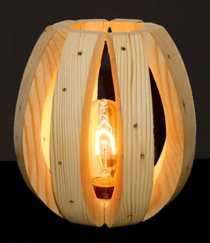 Pallet Wood Rib Lamp