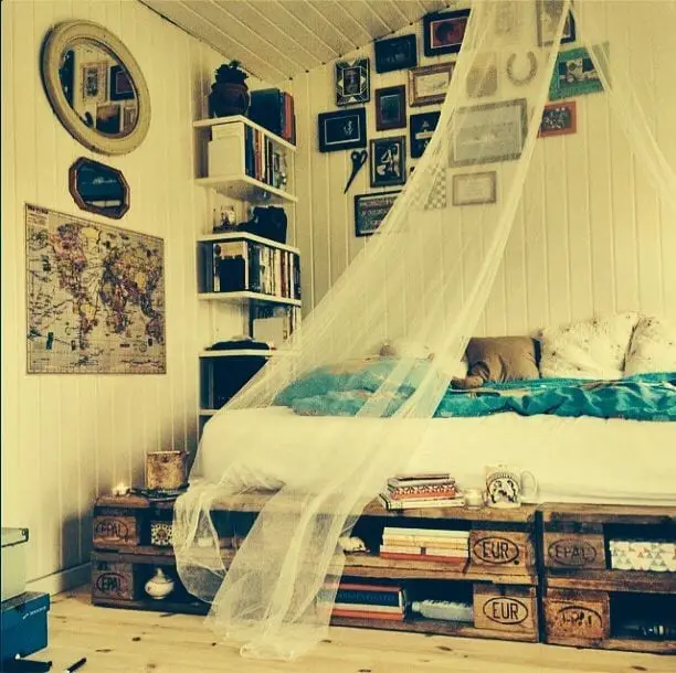 Recycled Pallets As Bed Frame And Book Case