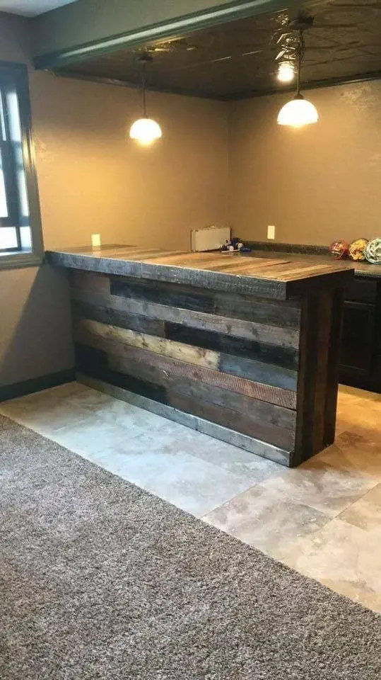 Simple Pallet Bar Design