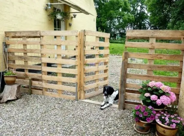 The 0 Pallet Fence