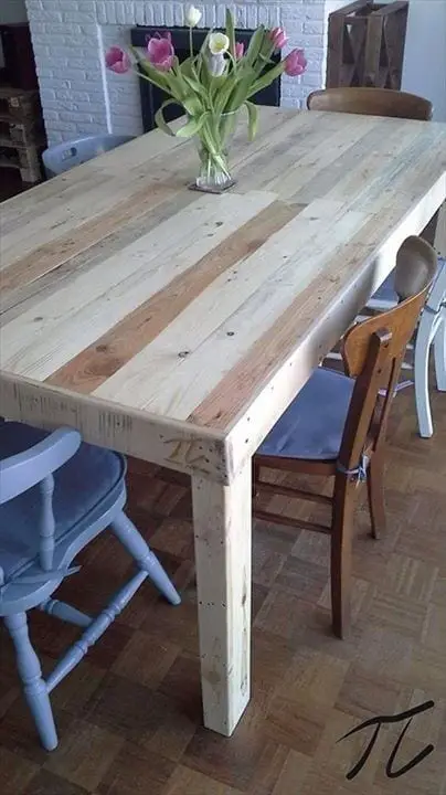 Very Large Pallet Dinner Table