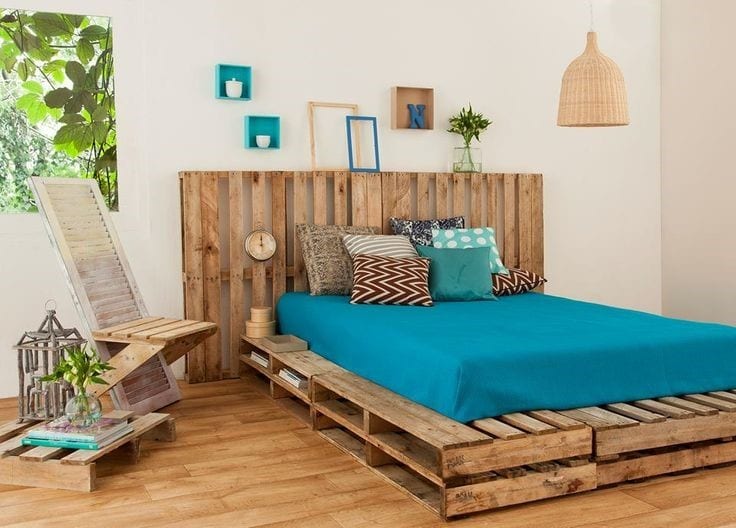 Warm Colors Bedroom With Pallet Bed Frame
