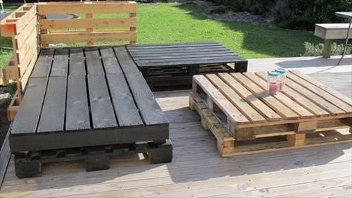 Wood Pallet Deck