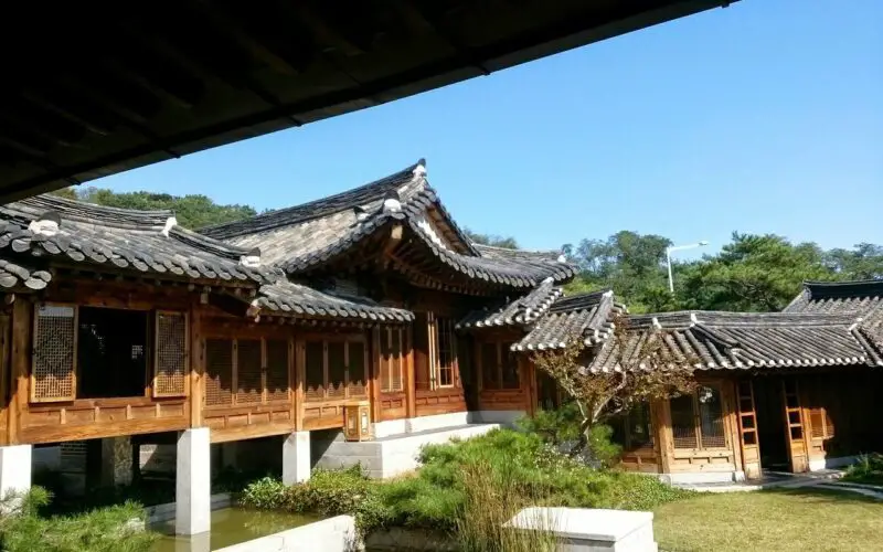 Woodworking Daemokjang Korea